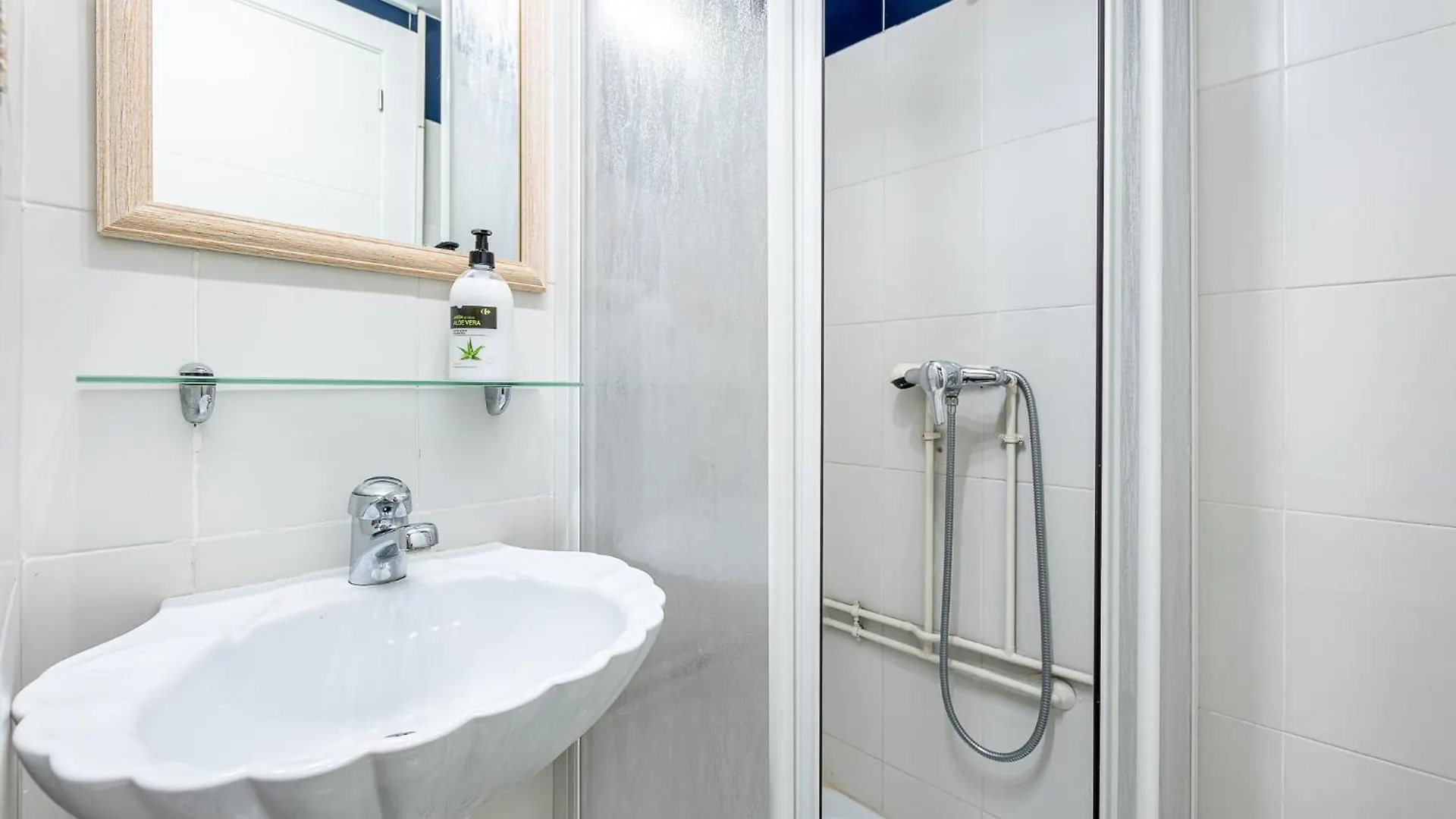 Holiday Rental Apartment Located In Puerto Marina With Sea Views, First Line Of Beach. Benalmadena 0*,