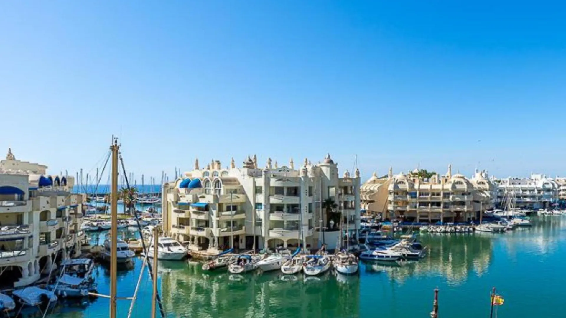 Holiday Rental Apartment Located In Puerto Marina With Sea Views, First Line Of Beach. Benalmadena