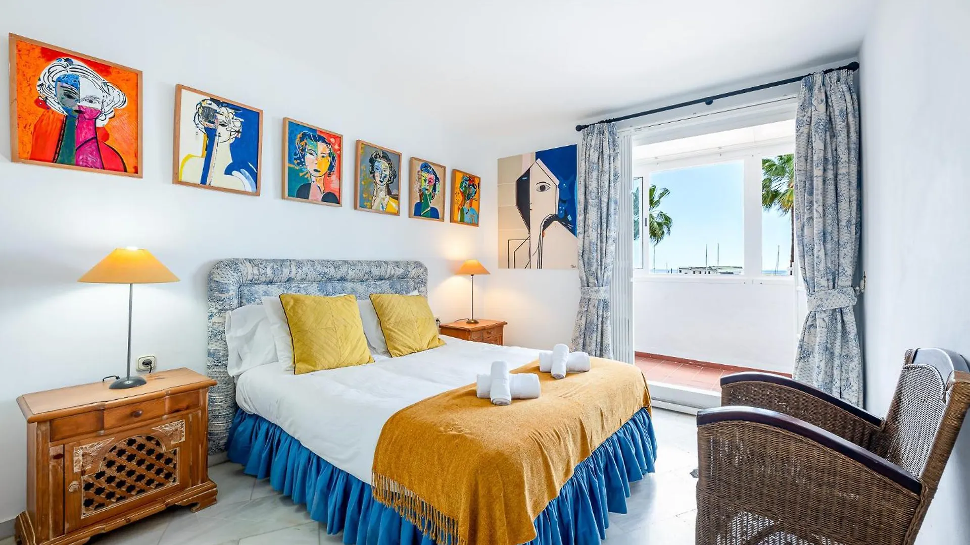 Holiday Rental Apartment Located In Puerto Marina With Sea Views, First Line Of Beach. Benalmádena 0*,